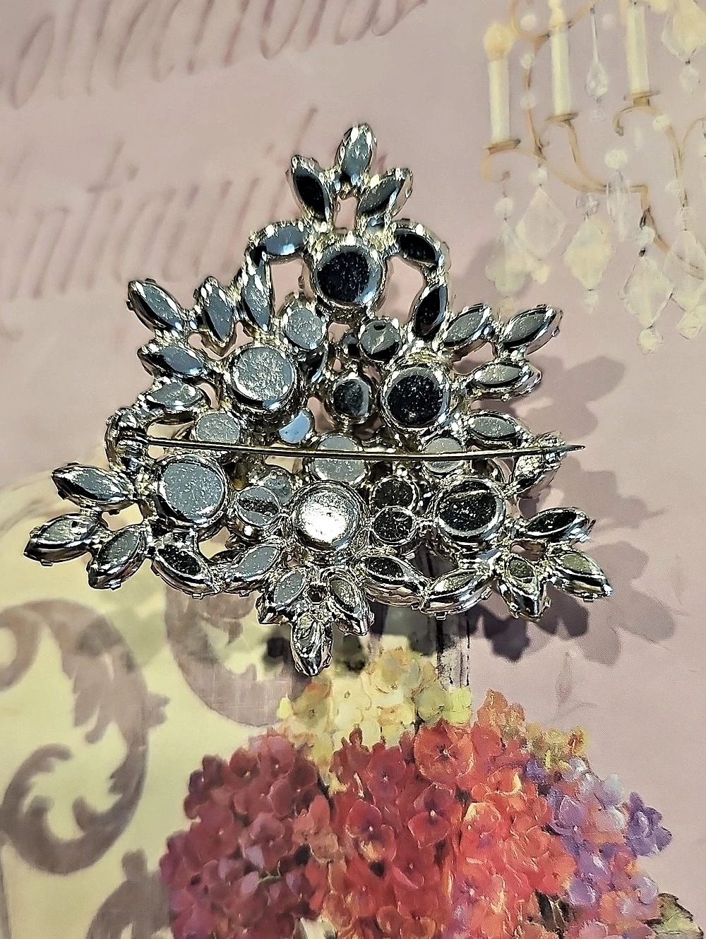 1950s Large Clear Rhinestone Brooch - Picture 4 of 4